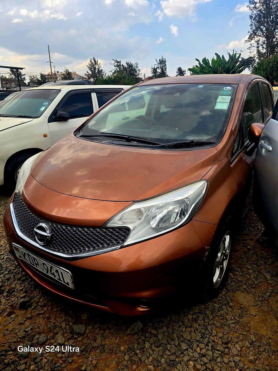 Nissan Note image 2